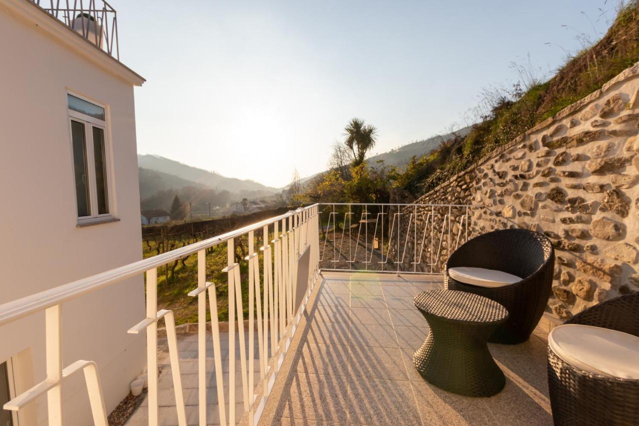 Villa Alzira Seia Exteriör bild
