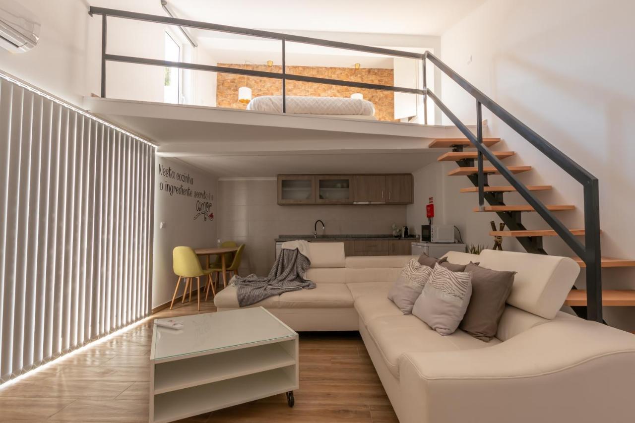 Villa Alzira Seia Exteriör bild